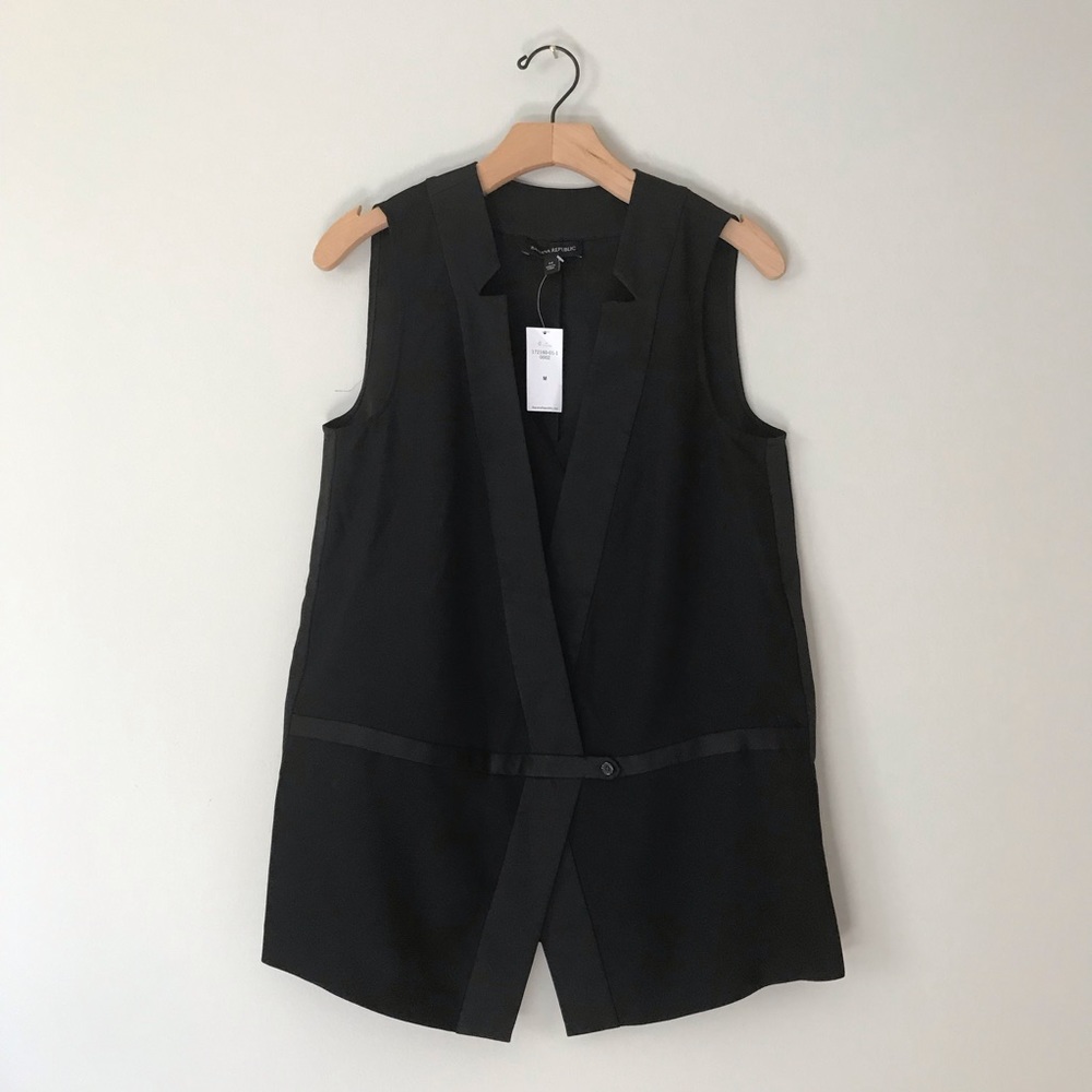 Banana Republic Black Sleeveless Blouse